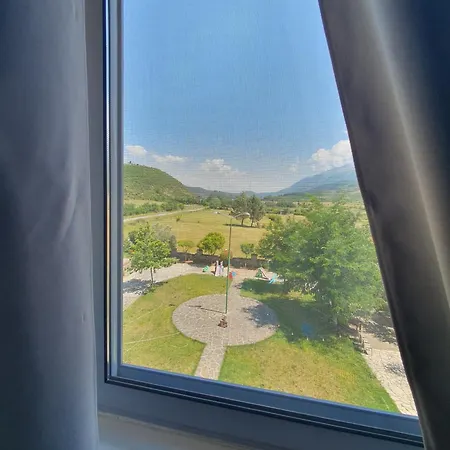 Kutal Park Hotell Përmet