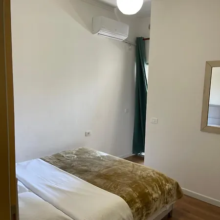 Kutal Park Hotell Përmet