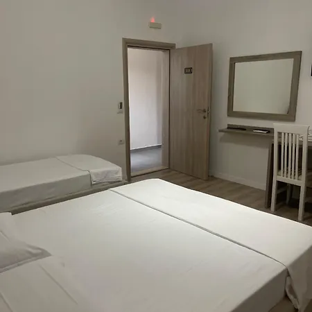 Kutal Park * Përmet