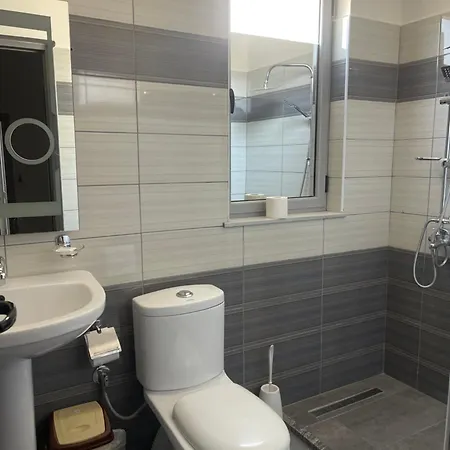 Hotell Kutal Park Përmet