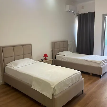 Hotel Kutal Park *