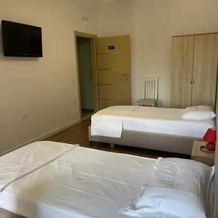 Kutal Park מלון *