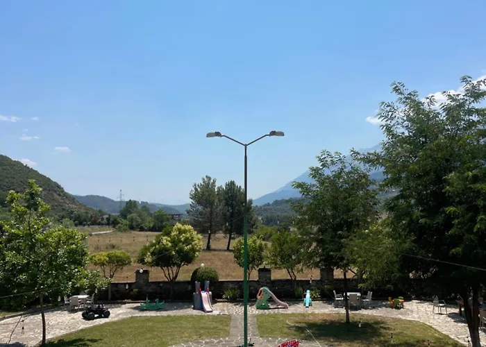 מלון Kutal Park *